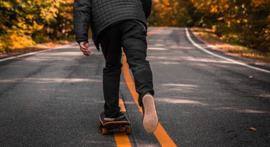 Skateboard Pushing Techniques for Speed and Control